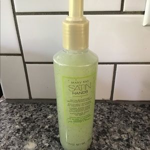 Mary Kay satin smoothie refining Shea scrub